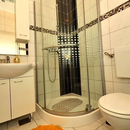 Apartman Renata Omiš Exterior foto